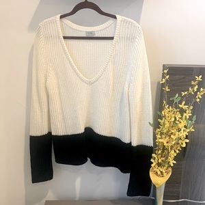 TOBI black & white color block knit sweater - medium
